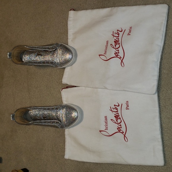 Authentic Louis Vuitton high tops - Picture 9 of 9